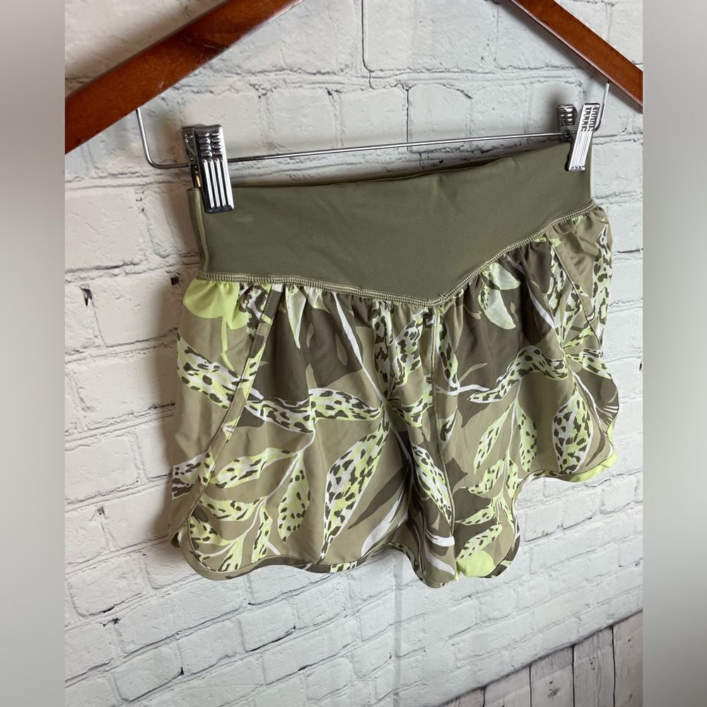 OFFLINE Nylon Printed Running Short Small - Picture 12 of 13